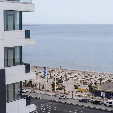 Panoramic Seafront Escape Floor 10 Apartment